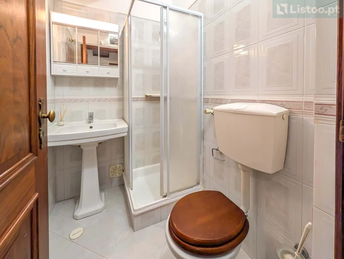 Apartamento T3 para Venda em Carnide Foto 13