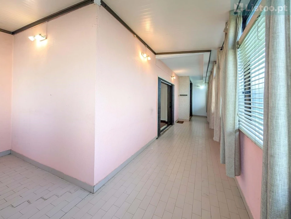 Apartamento T3 para Venda em Carnide Foto 29