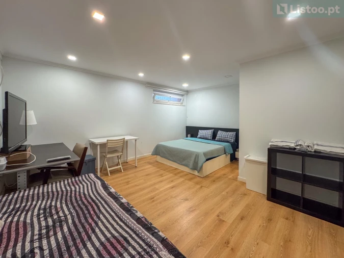 Moradia T5 para Venda em Costa da Caparica Foto 25