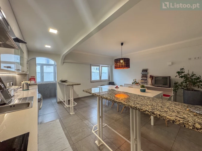 Moradia T5 para Venda em Costa da Caparica Foto 11