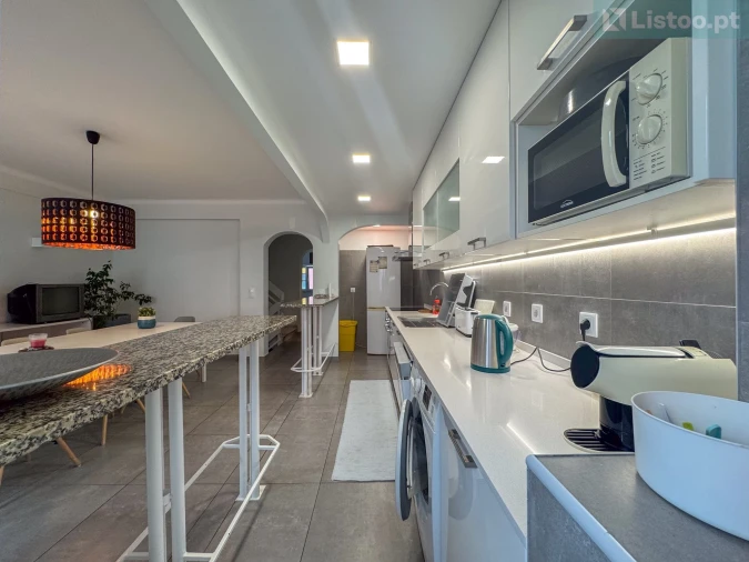 Moradia T5 para Venda em Costa da Caparica Foto 10
