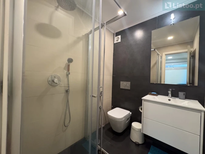 Moradia T5 para Venda em Costa da Caparica Foto 27