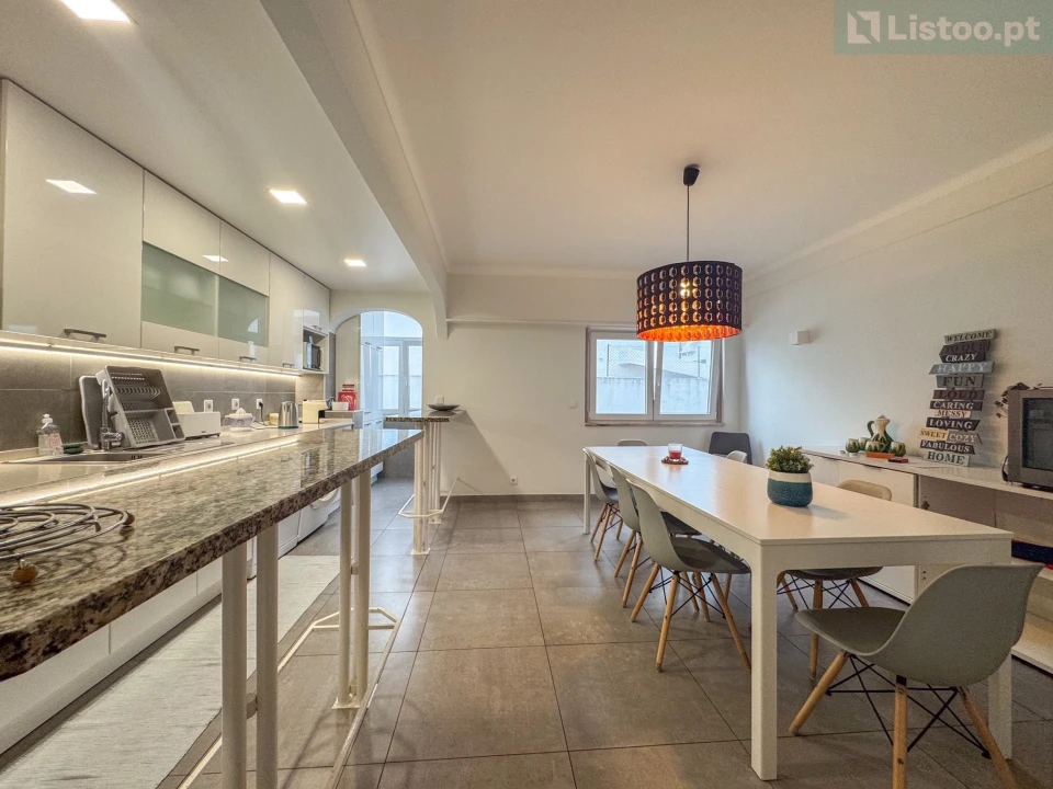 Moradia T5 para Venda em Costa da Caparica Foto 9