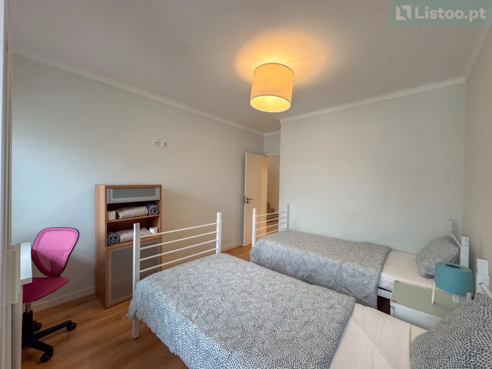 Moradia T5 para Venda em Costa da Caparica Foto 15