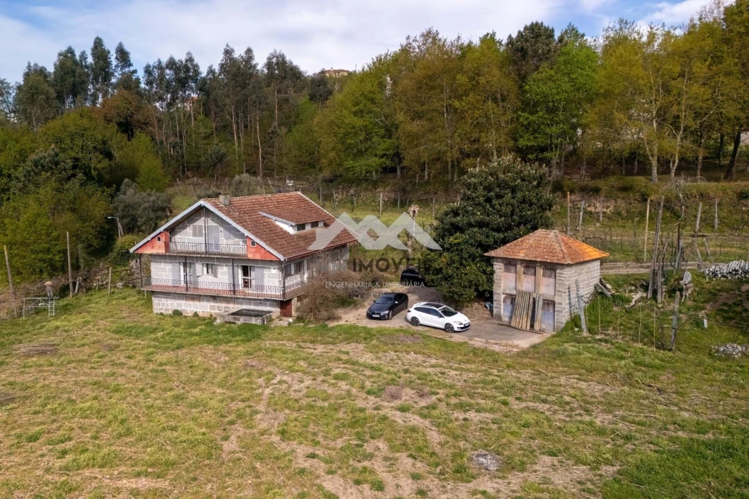 Moradia T3 para Venda em Airães Foto 52