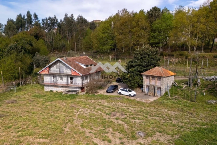 Moradia T3 para Venda em Airães Foto 52