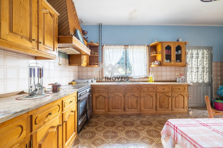 Moradia T3 para Venda em Airães Foto 36