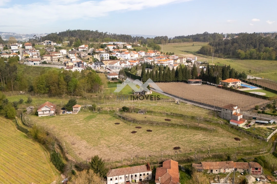 Moradia T3 para Venda em Airães Foto 51