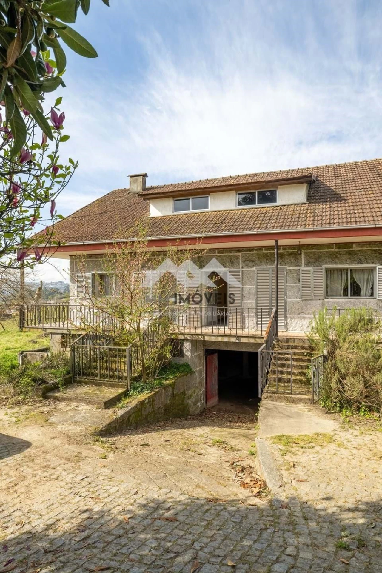 Moradia T3 para Venda em Airães Foto 41