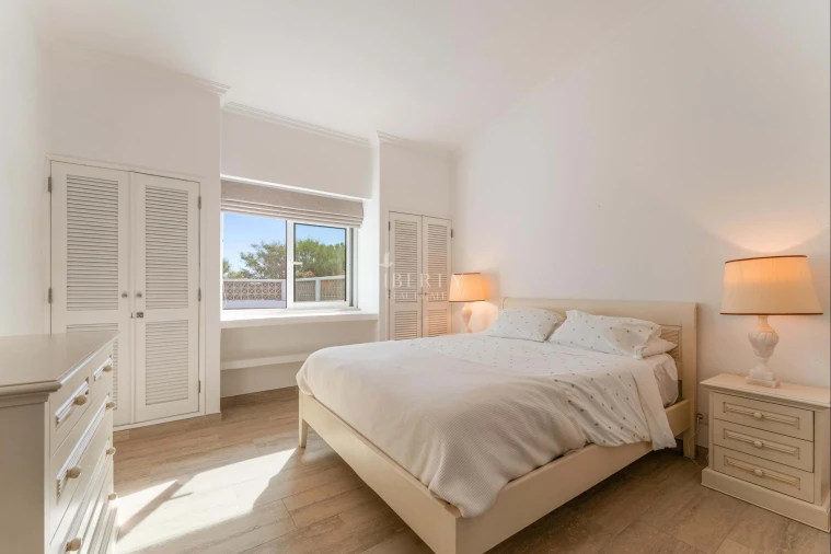 Moradia T3 para Venda em Almancil Foto 22