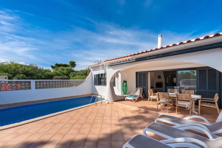 Moradia T3 para Venda em Almancil Foto 27