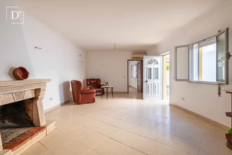 Moradia T7 para Venda em São Brás de Alportel Foto 24