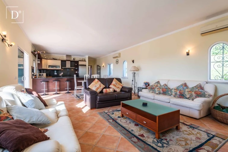 Moradia T3 para Venda em São Brás de Alportel Foto 3