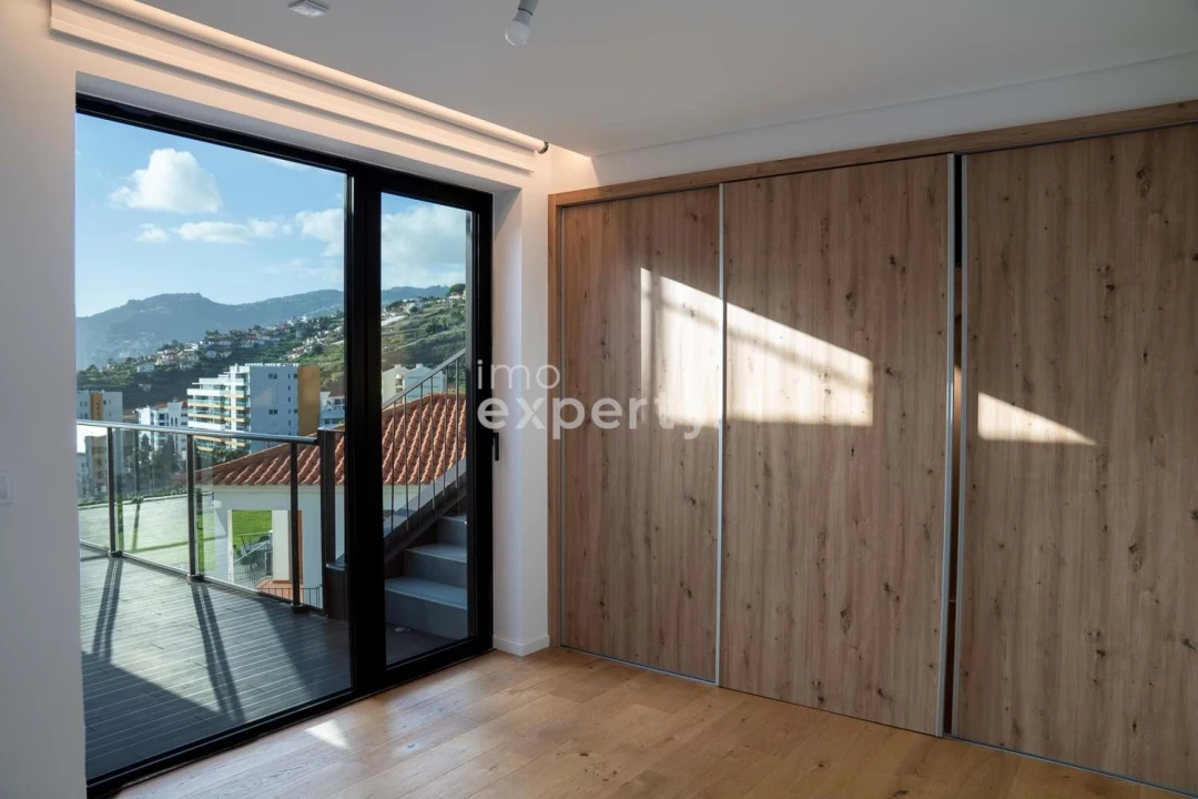 Apartamento T2 para Venda em São Martinho Foto 23