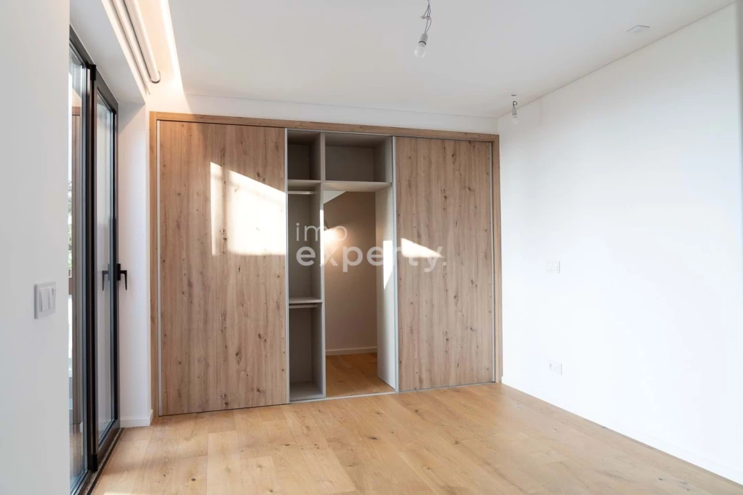 Apartamento T2 para Venda em São Martinho Foto 24