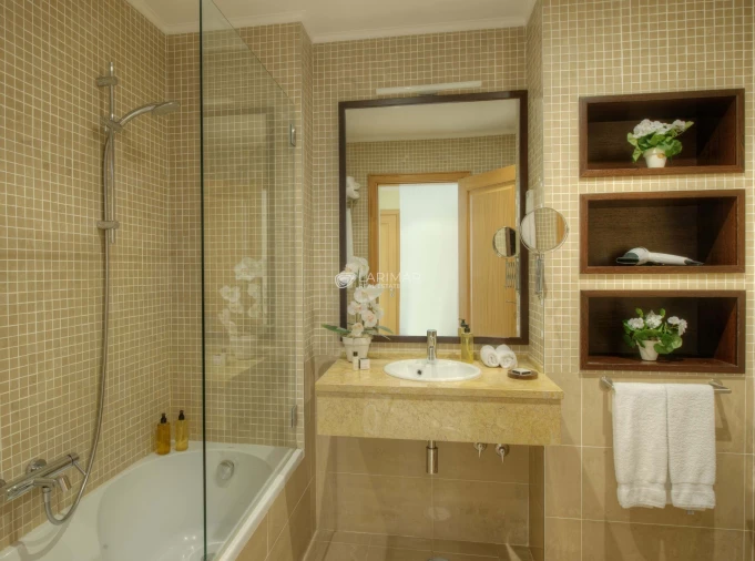 Apartamento T2 para Venda em Quarteira Foto 6