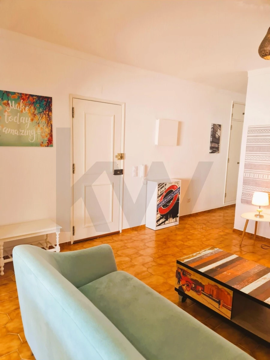 Apartamento T2 para Arrendamento férias em Portimão Foto 5