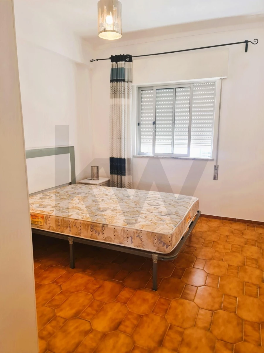 Apartamento T2 para Arrendamento férias em Portimão Foto 13