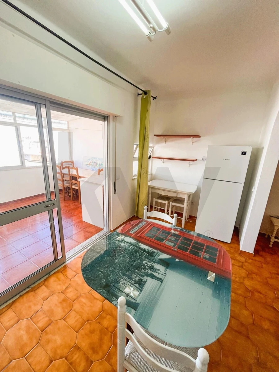 Apartamento T2 para Arrendamento férias em Portimão Foto 16
