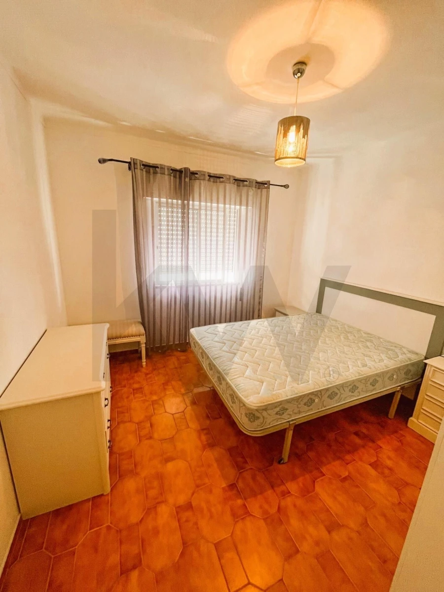 Apartamento T2 para Arrendamento férias em Portimão Foto 15