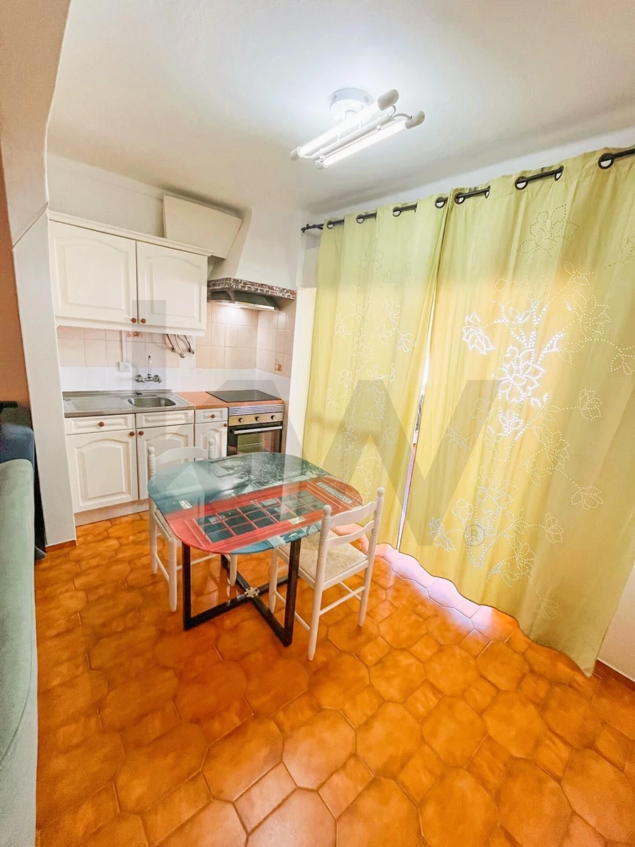 Apartamento T2 para Arrendamento férias em Portimão Foto 10