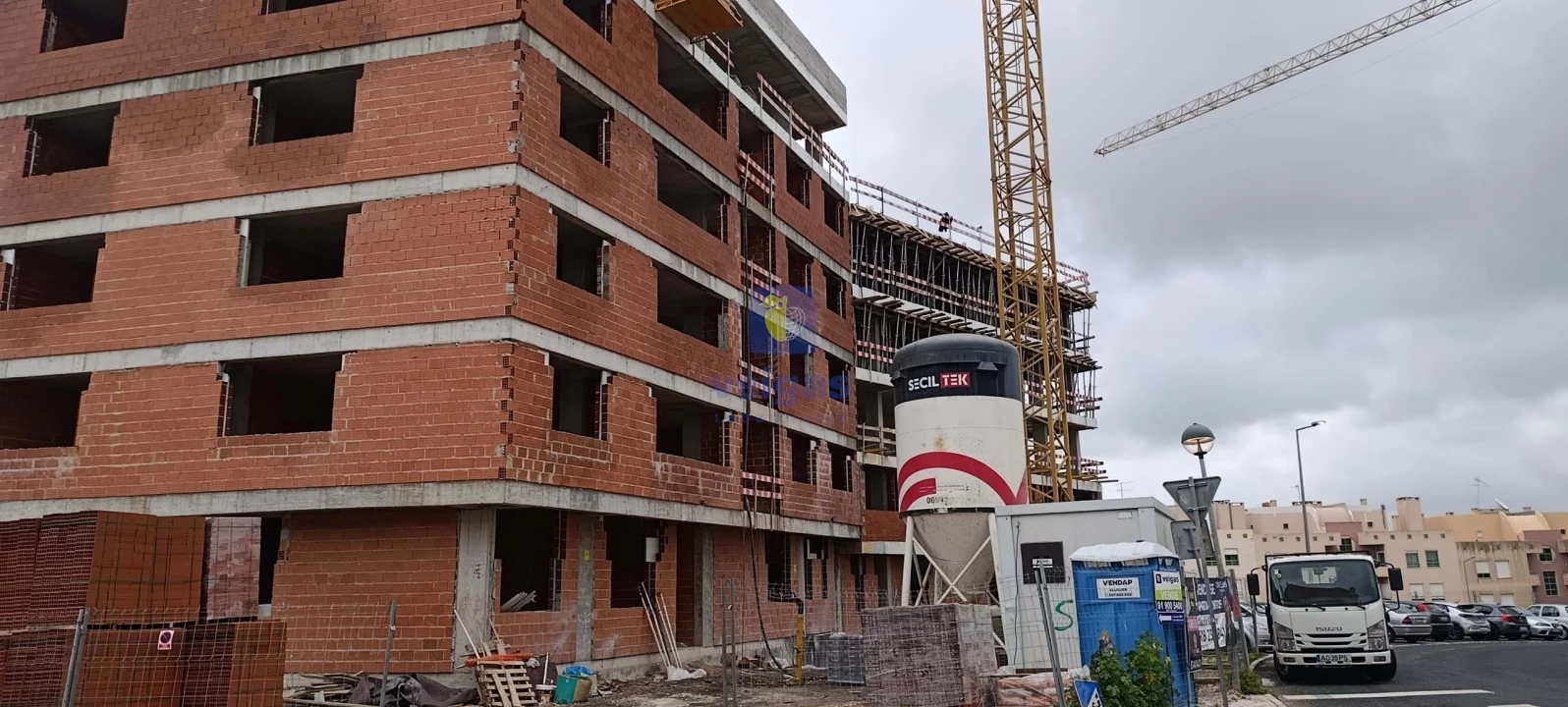 Apartamento T3 para Venda em Rio de Mouro Foto 4