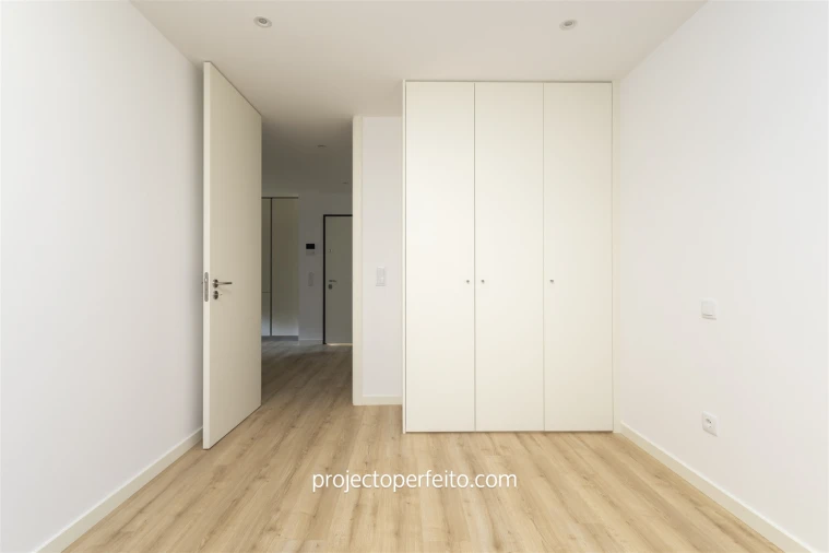 Apartamento T2 para Venda em Sandim, Olival, Lever e Crestuma Foto 8