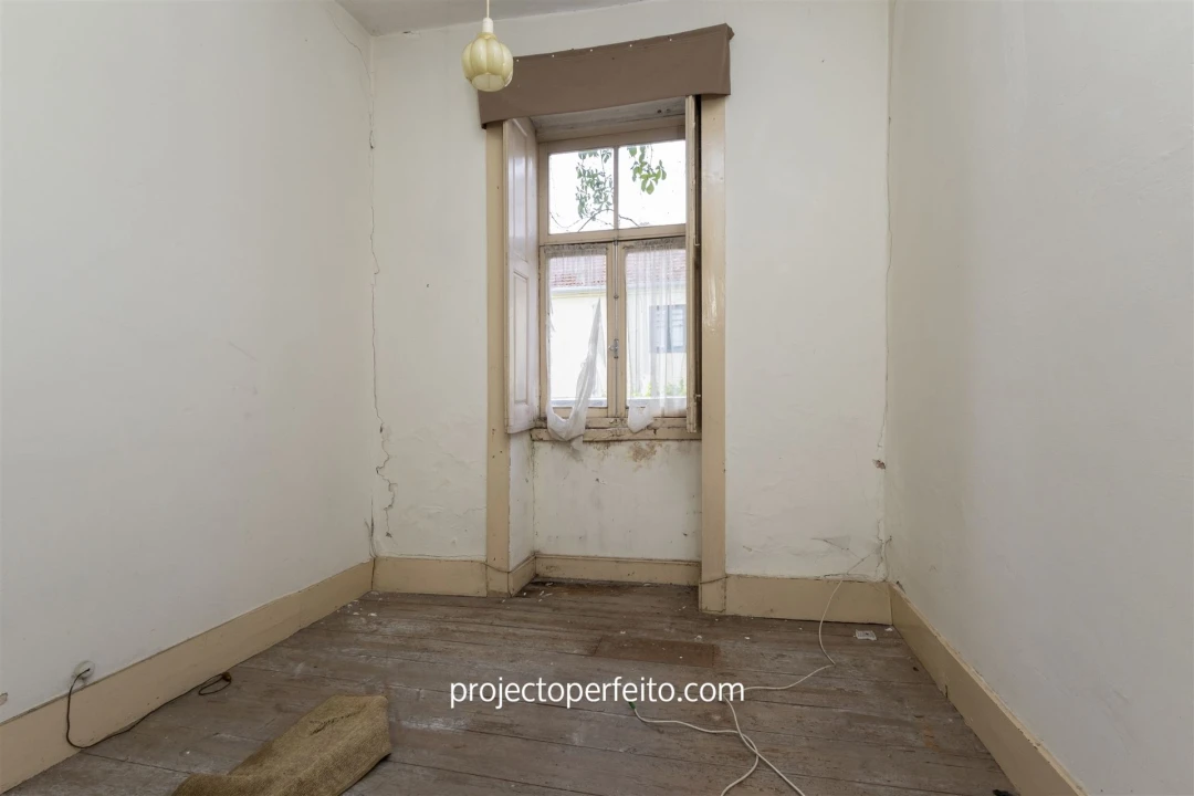 Moradia T4 para Venda em Espinho Foto 7