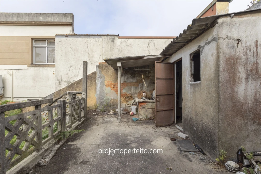 Moradia T4 para Venda em Espinho Foto 3