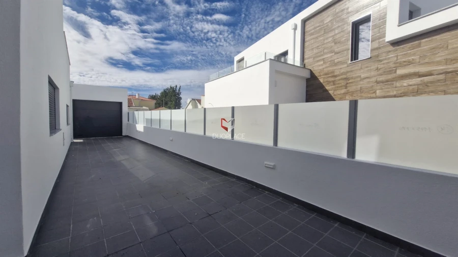 Moradia T5 para Venda em Azeitão (São Lourenço e São Simão) Foto 17