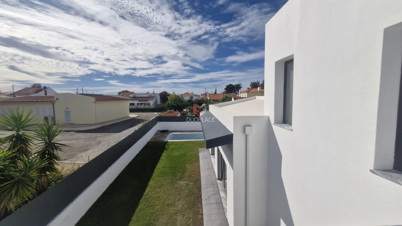 Moradia T5 para Venda em Azeitão (São Lourenço e São Simão) Foto 25