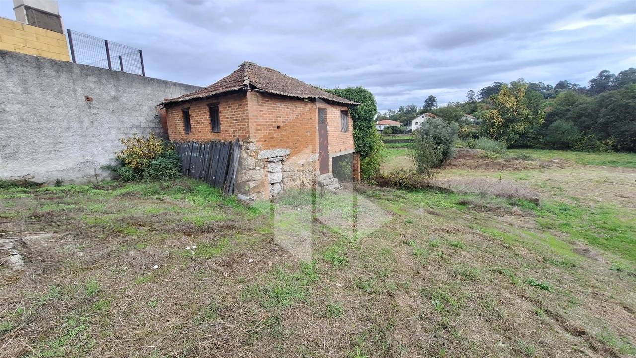 Terreno para Venda em São Miguel do Outeiro e Sabugosa Foto 2