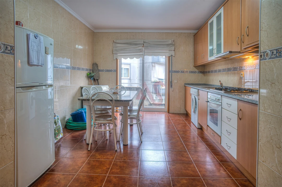 Apartamento T3 para Venda em Lustosa e Barrosas (Santo Estêvão) Foto 17