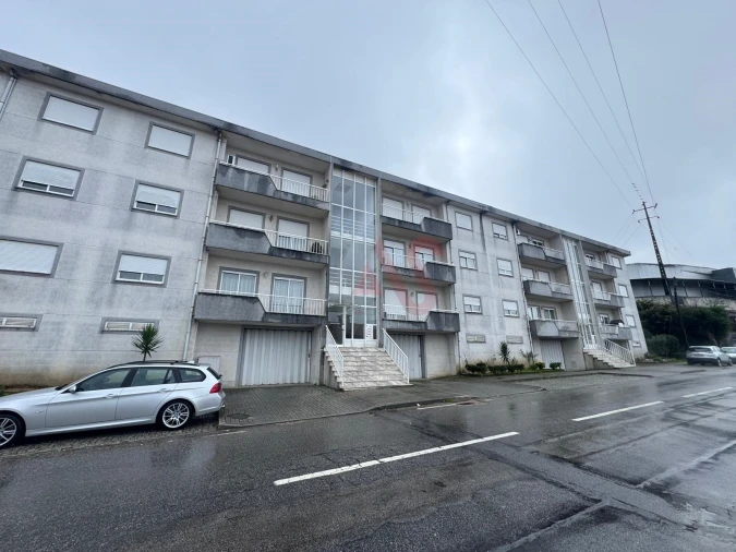 Apartamento T3 para Venda em Lustosa e Barrosas (Santo Estêvão)