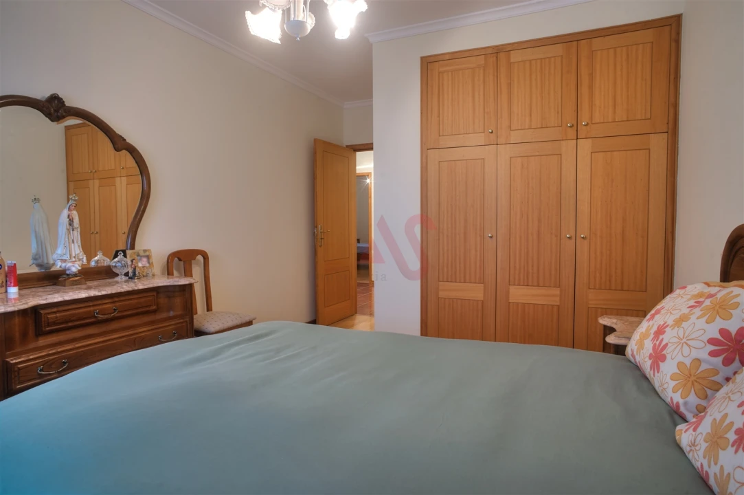 Apartamento T3 para Venda em Lustosa e Barrosas (Santo Estêvão) Foto 11