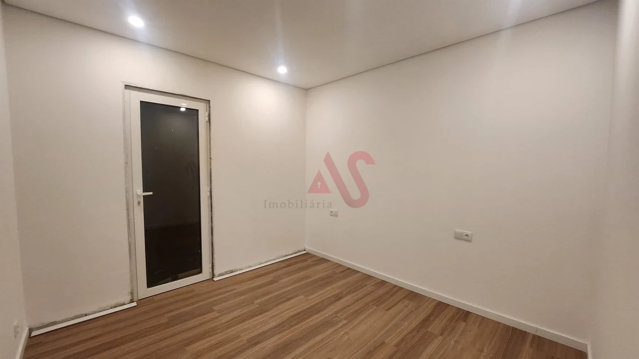 Moradia T3 para Venda em Vila das Aves Foto 15