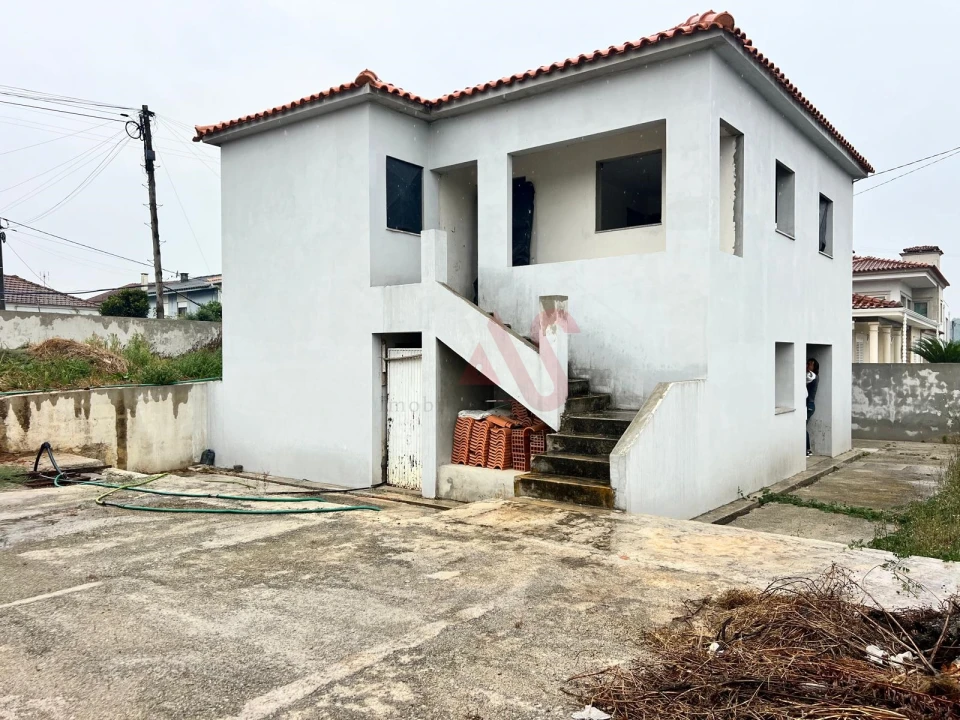 Moradia T3 para Venda em Bougado (São Martinho e Santiago) Foto 2