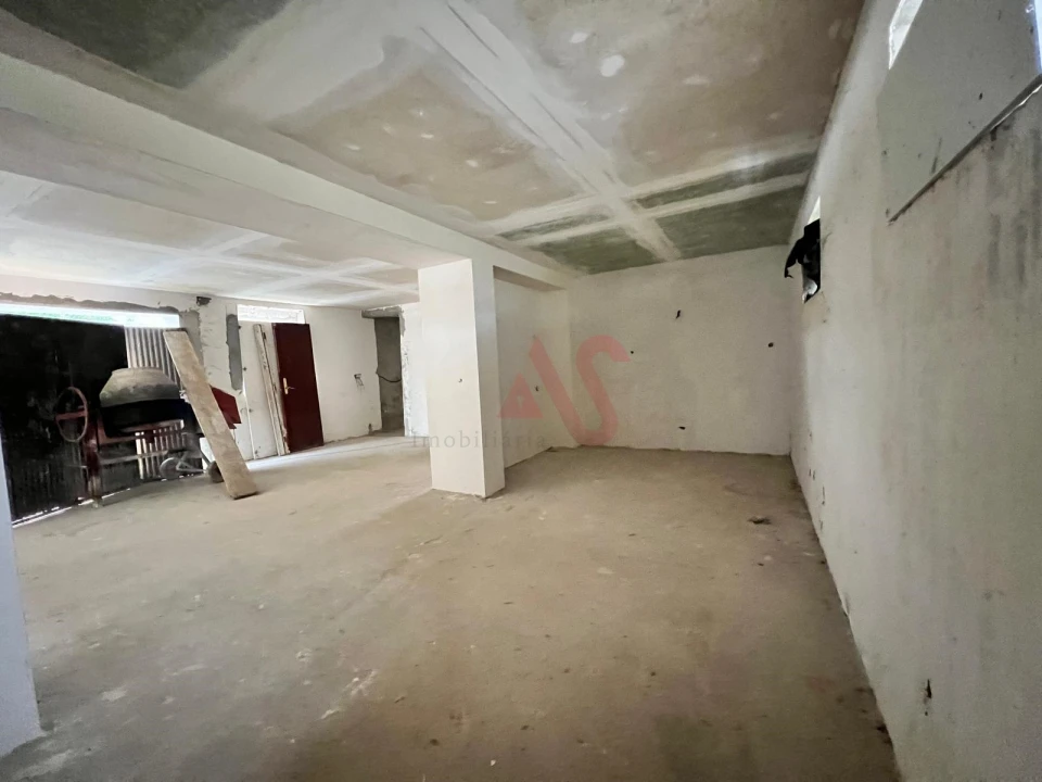 Moradia T3 para Venda em Bougado (São Martinho e Santiago) Foto 10