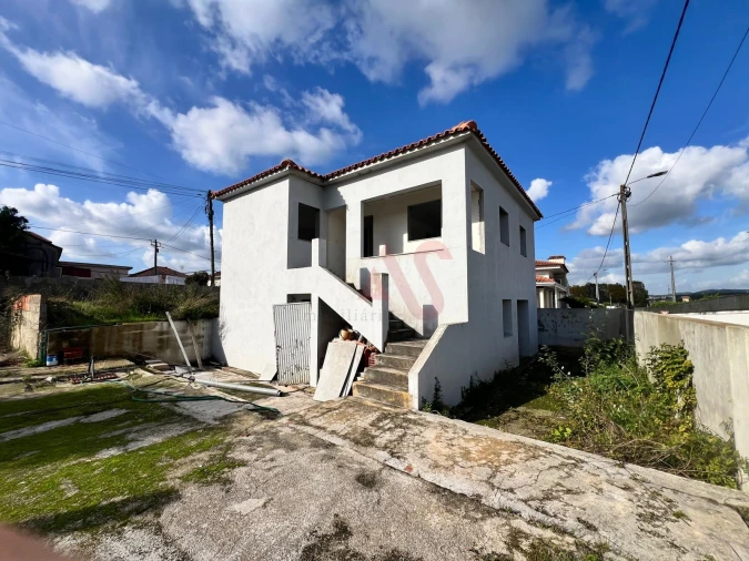 Moradia T3 para Venda em Bougado (São Martinho e Santiago)