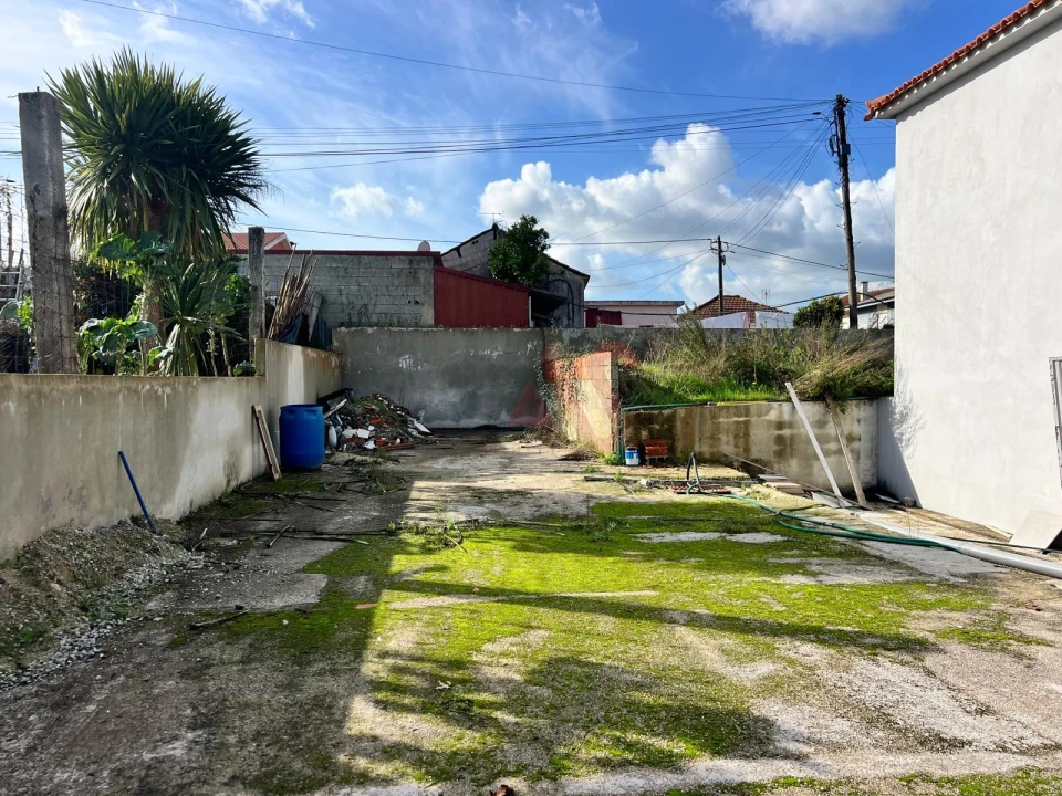 Moradia T3 para Venda em Bougado (São Martinho e Santiago) Foto 7