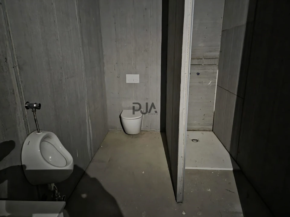 Escritório para Arrendamento em Fornos de Maceira Dão Foto 8