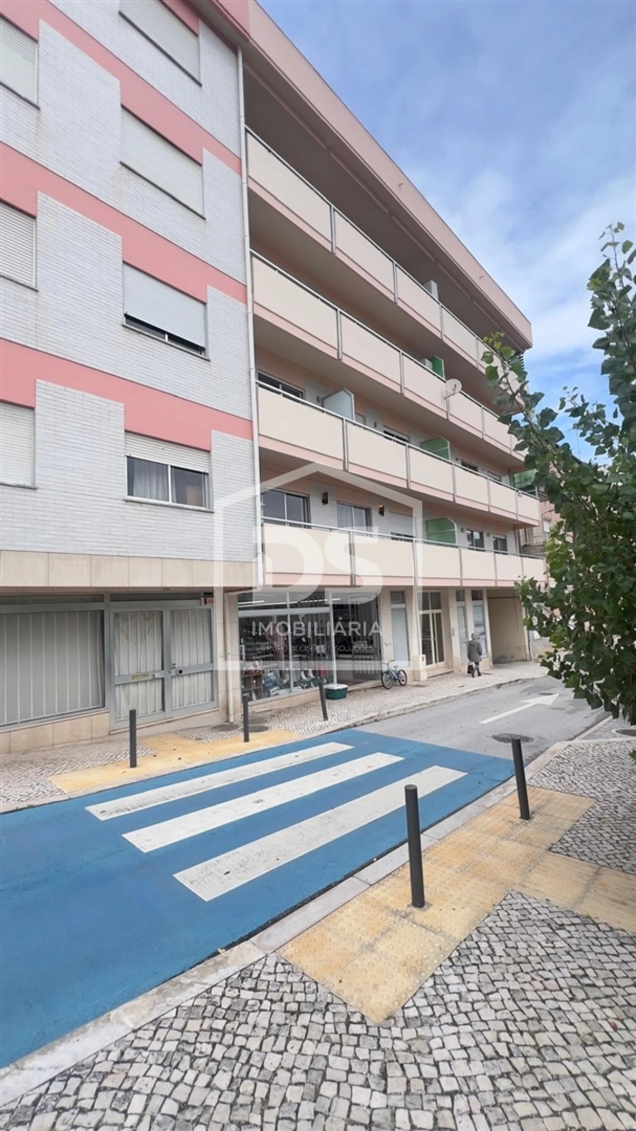 Loja para Venda em Leiria, Pousos, Barreira e Cortes Foto 11