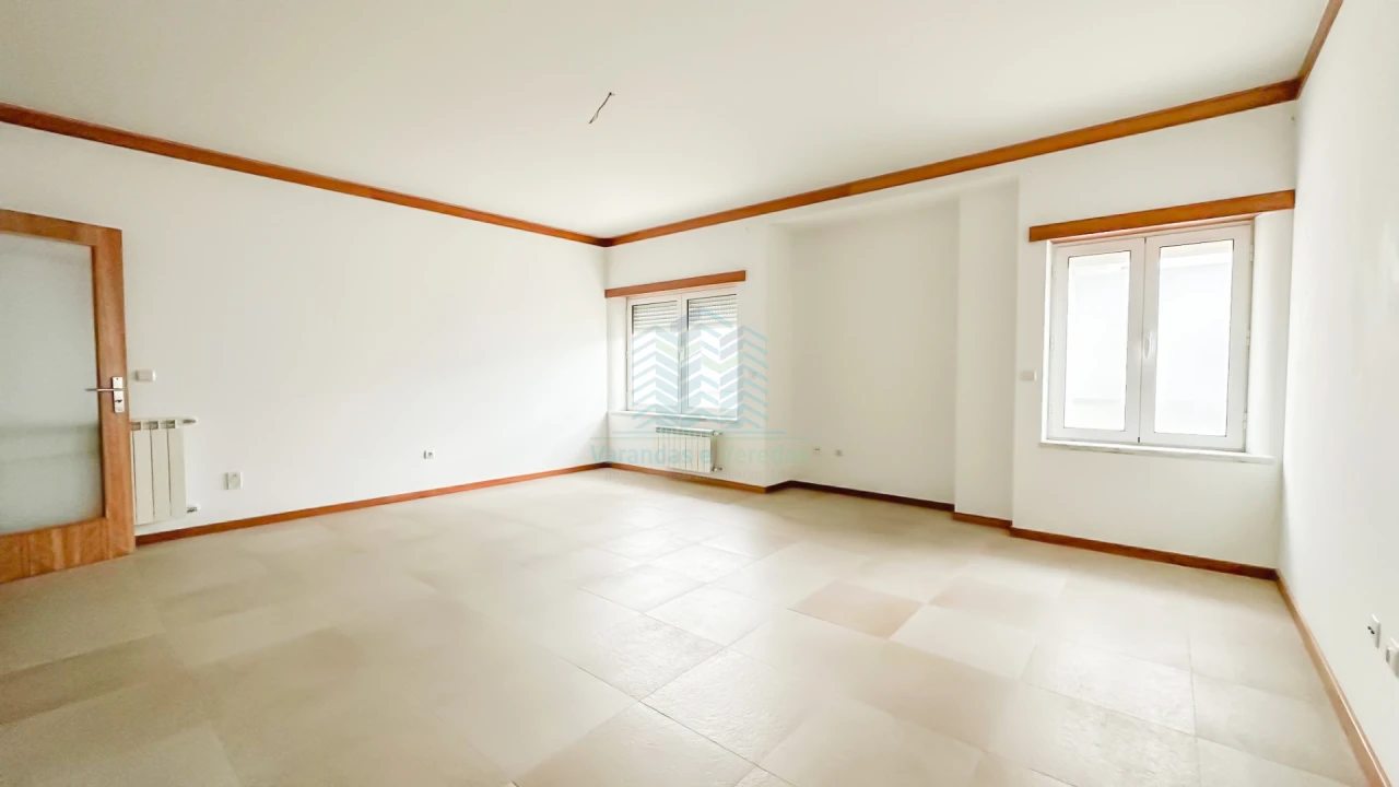 Apartamento T2 para Arrendamento em Torres Novas (Santa Maria, Salvador e Santiago) Foto 5