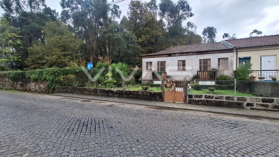 Moradia T3 para Venda em Merelim (São Paio), Panoias e Parada de Tibães Foto 1