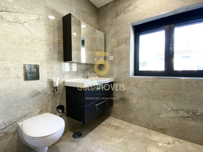 Moradia T3 para Venda em Macieira de Sarnes Foto 20