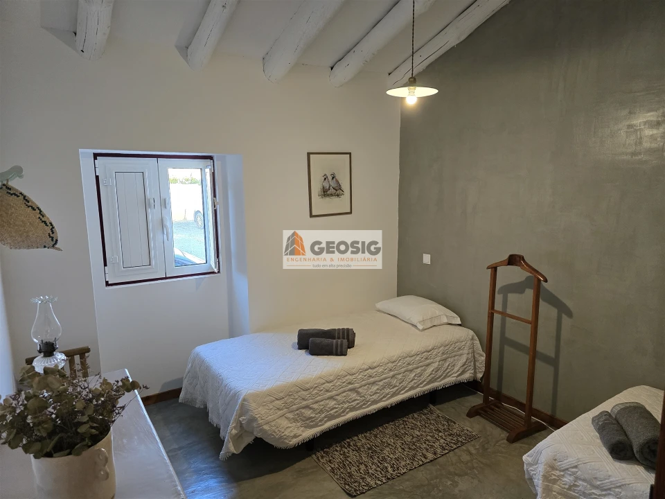 Moradia T3 para Venda em Santa Barbara de Padrões Foto 10