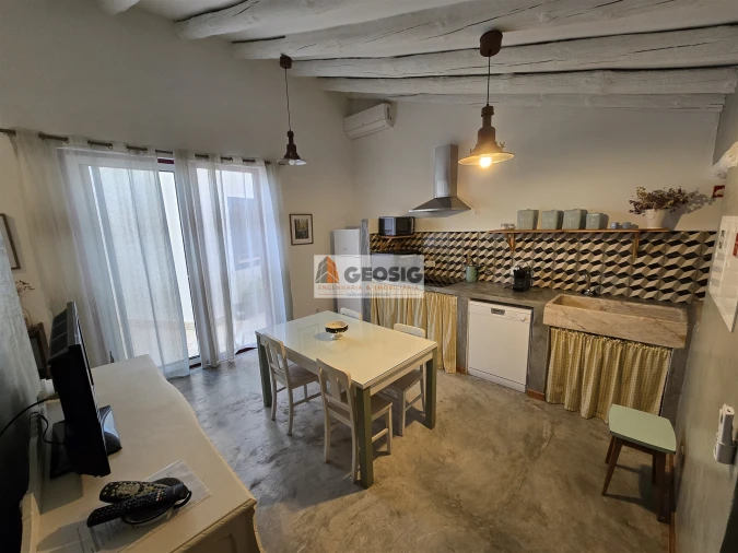 Moradia T3 para Venda em Santa Barbara de Padrões Foto 2