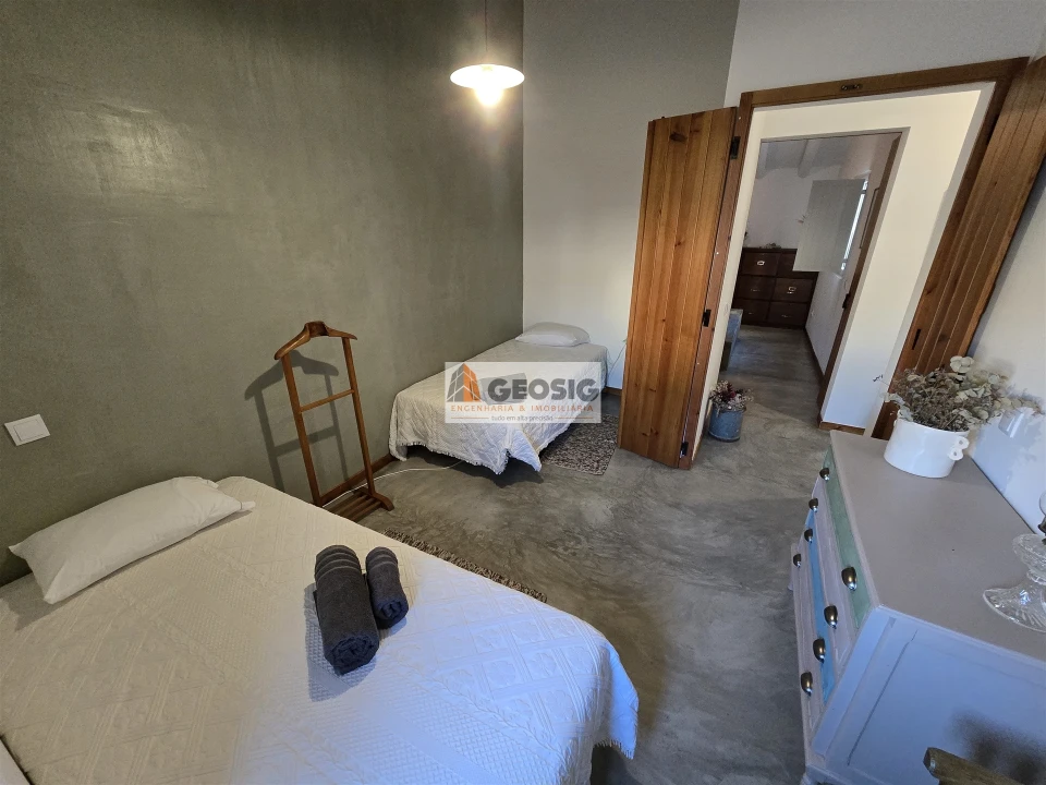 Moradia T3 para Venda em Santa Barbara de Padrões Foto 11