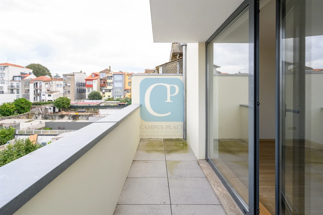 Apartamento T1 para Venda em Cedofeita, Santo Ildefonso, Sé, Miragaia, São Nicolau e Vitória Foto 18