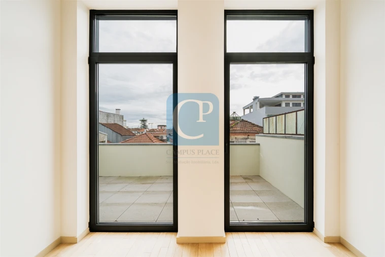 Apartamento T1 para Venda em Cedofeita, Santo Ildefonso, Sé, Miragaia, São Nicolau e Vitória Foto 16